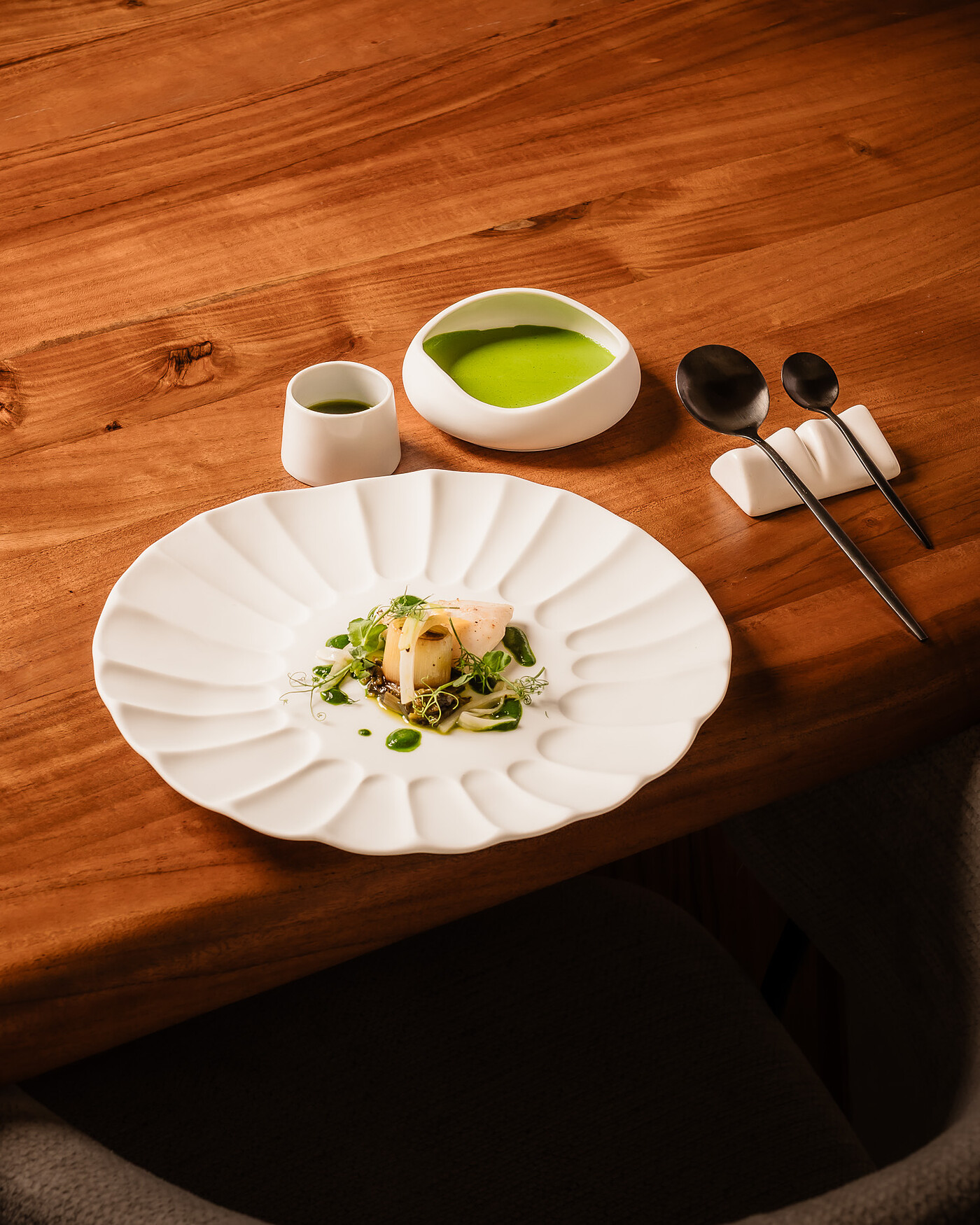 Verduras de temporada con jugo verde — cocina vegetal Punto Amor